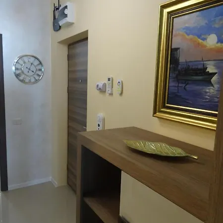 Apartament Monicos